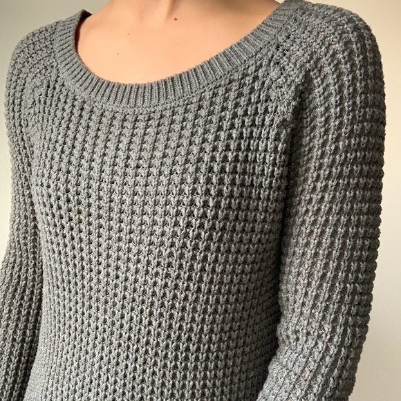 Sweater - Picture 4 of 4